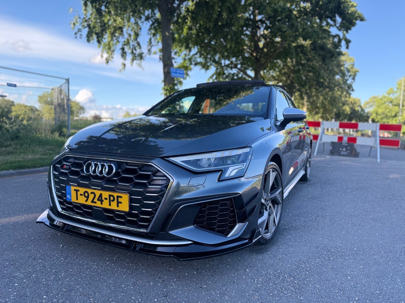 Audi A3 S3 2.0 Tfsi 310pk Quattro 2021 Grijs, Auto's, Audi, 4 cilinders, 1984 cc, 310 pk, Handgeschakeld