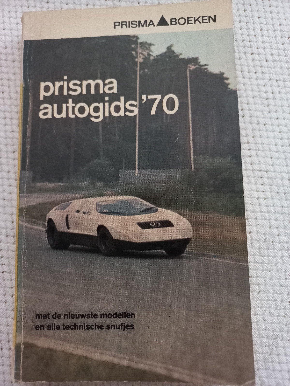 Prisma Autogids '70 - Nieuwste modellen en techniek, Boeken, Ophalen of Verzenden, Gelezen, Algemeen, Onbekend