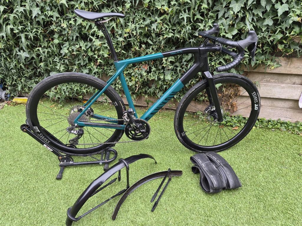 Canyon Grail CF SL 8.0 Medium 2x11 Di2 vermogensmeter DT Swi, 28 inch, Carbon, Zo goed als nieuw, Meer dan 20 versnellingen