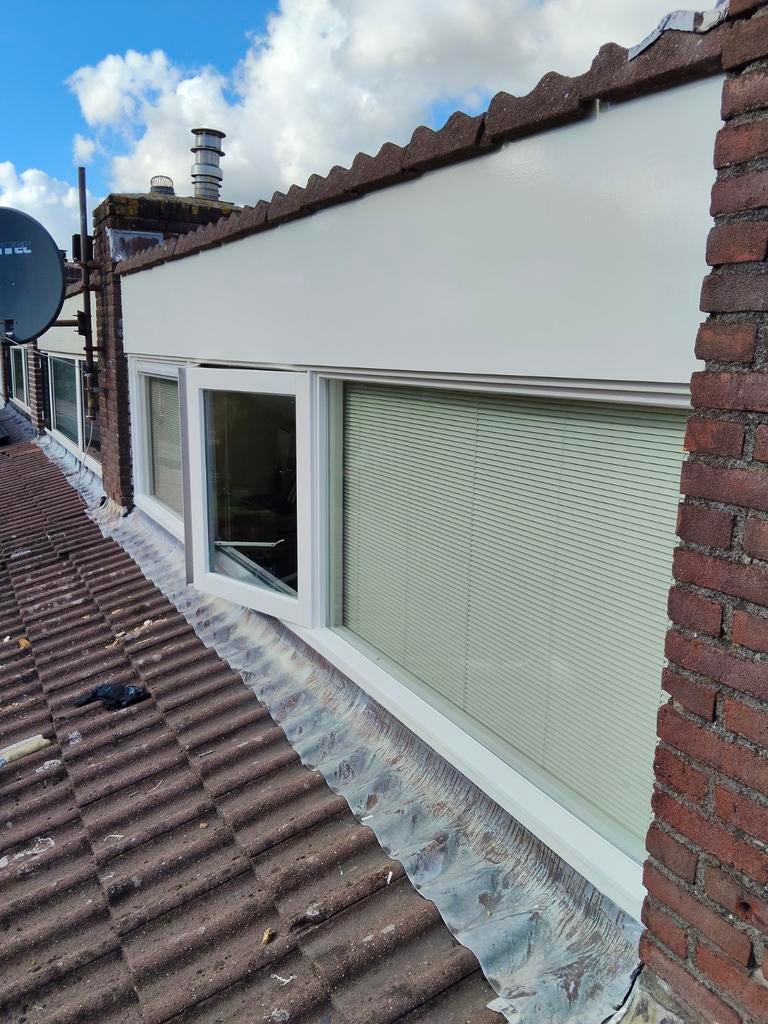 Foto 20 van STUCADOOR  SCHILDER  NODIG €15 M2