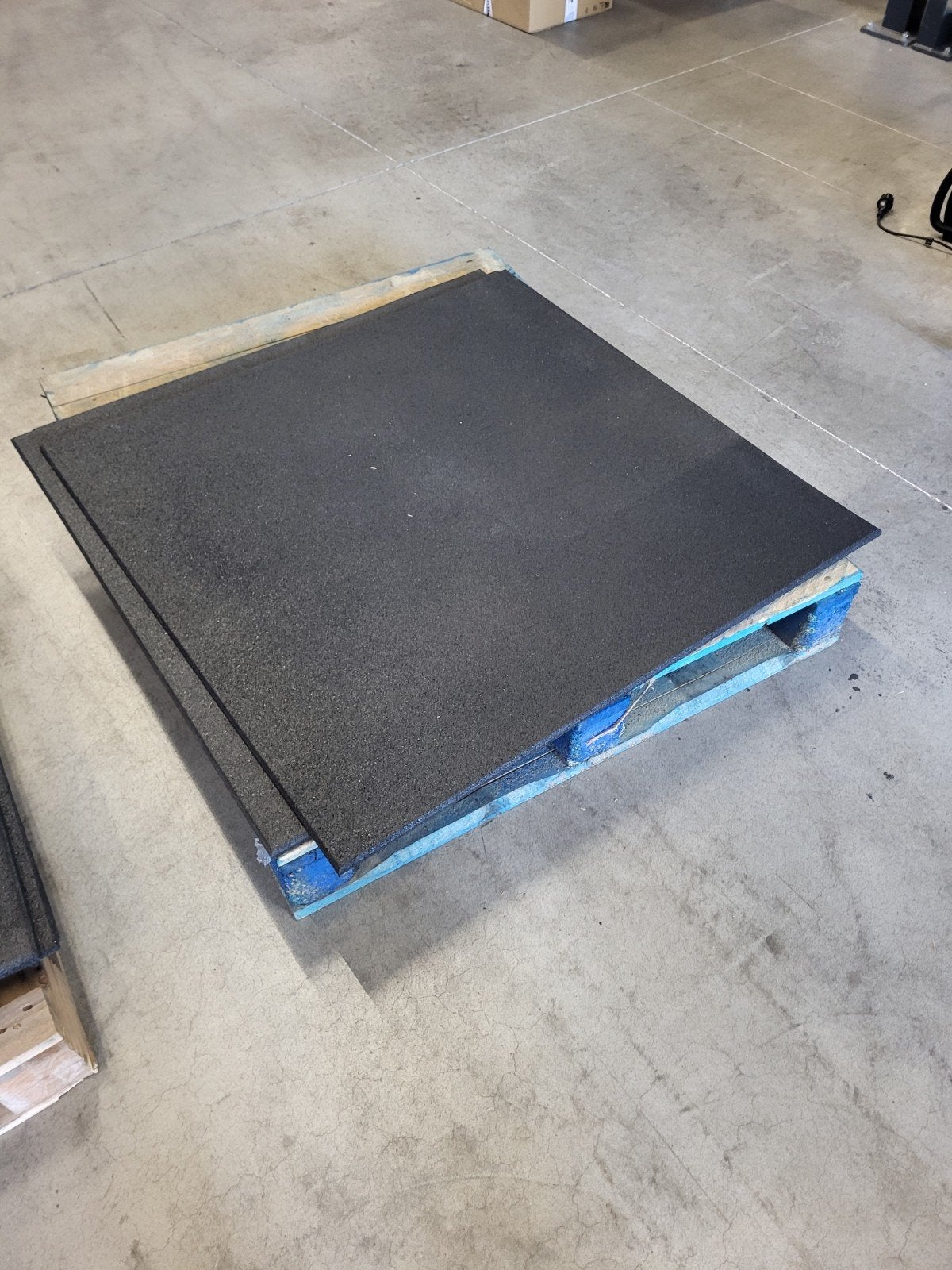 Rubberen vloertegels voor sportschool of garage 3 stuks, Ophalen, Gebruikt, 50 tot 100 cm, Zwart