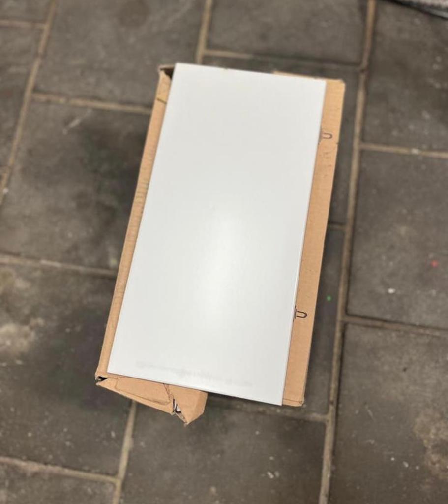 Witte wandtegels, Doe-het-zelf en Verbouw, Ophalen, Nieuw, Minder dan 5 m², Wandtegels