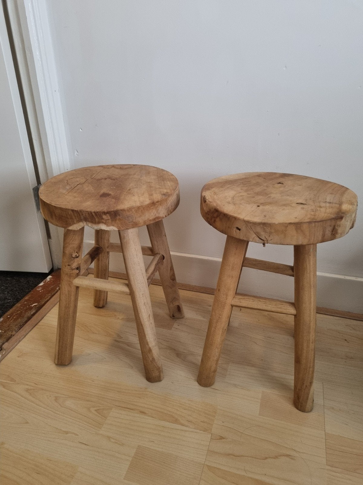 bijzettafel/krukjes 2 stuks, Ophalen, Rond, Hout, Minder dan 55 cm