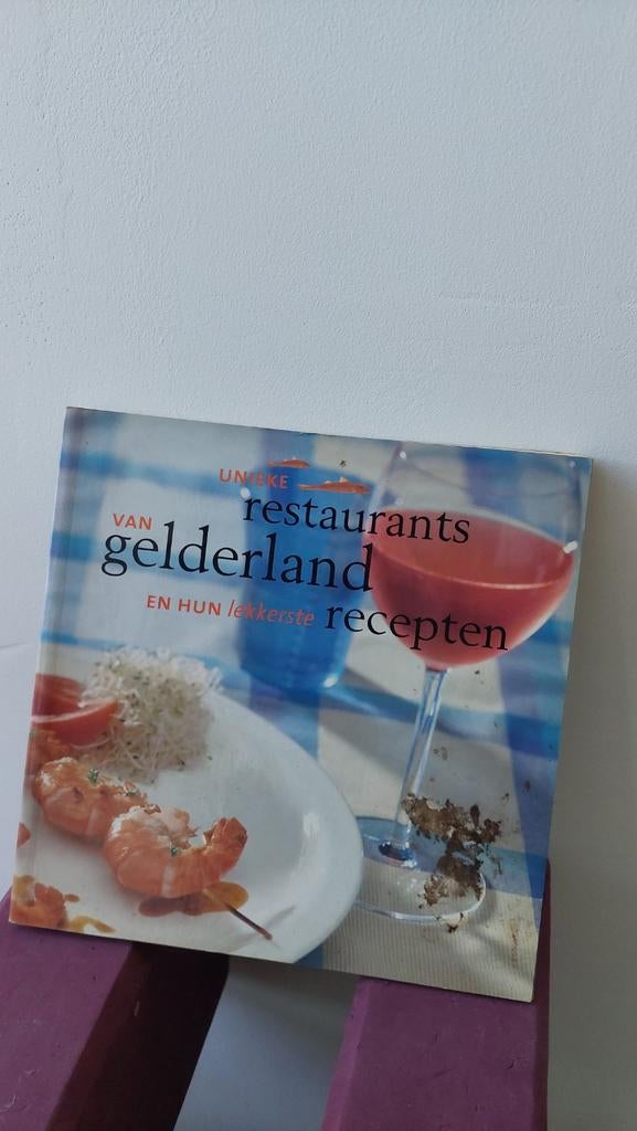 Unieke Restaurants van Gelderland - Kookboek, Ophalen of Verzenden, Hoofdgerechten, Nederland en België, Onbekend