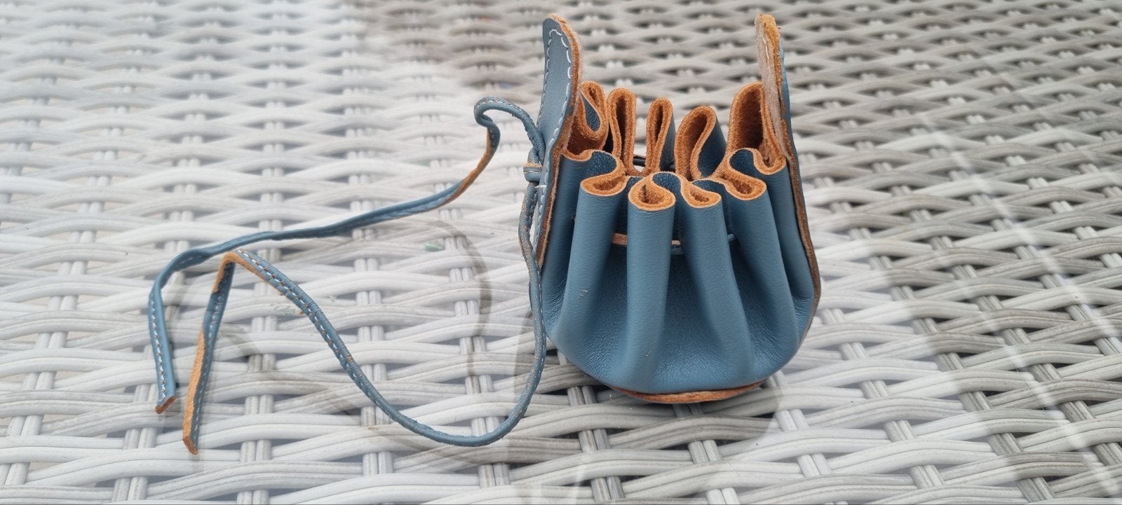 Muja Juma leren buidel, tasje blauw, Ophalen of Verzenden, Nieuw, Blauw