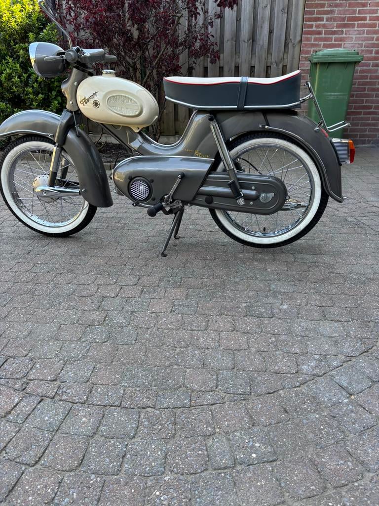 PRACHTIGE  KREIDLER EITANK SUPER 4 COMPLEET MET KENTEKEN, Fietsen en Brommers, Ophalen, Zo goed als nieuw, 4 versnellingen, 50 cc
