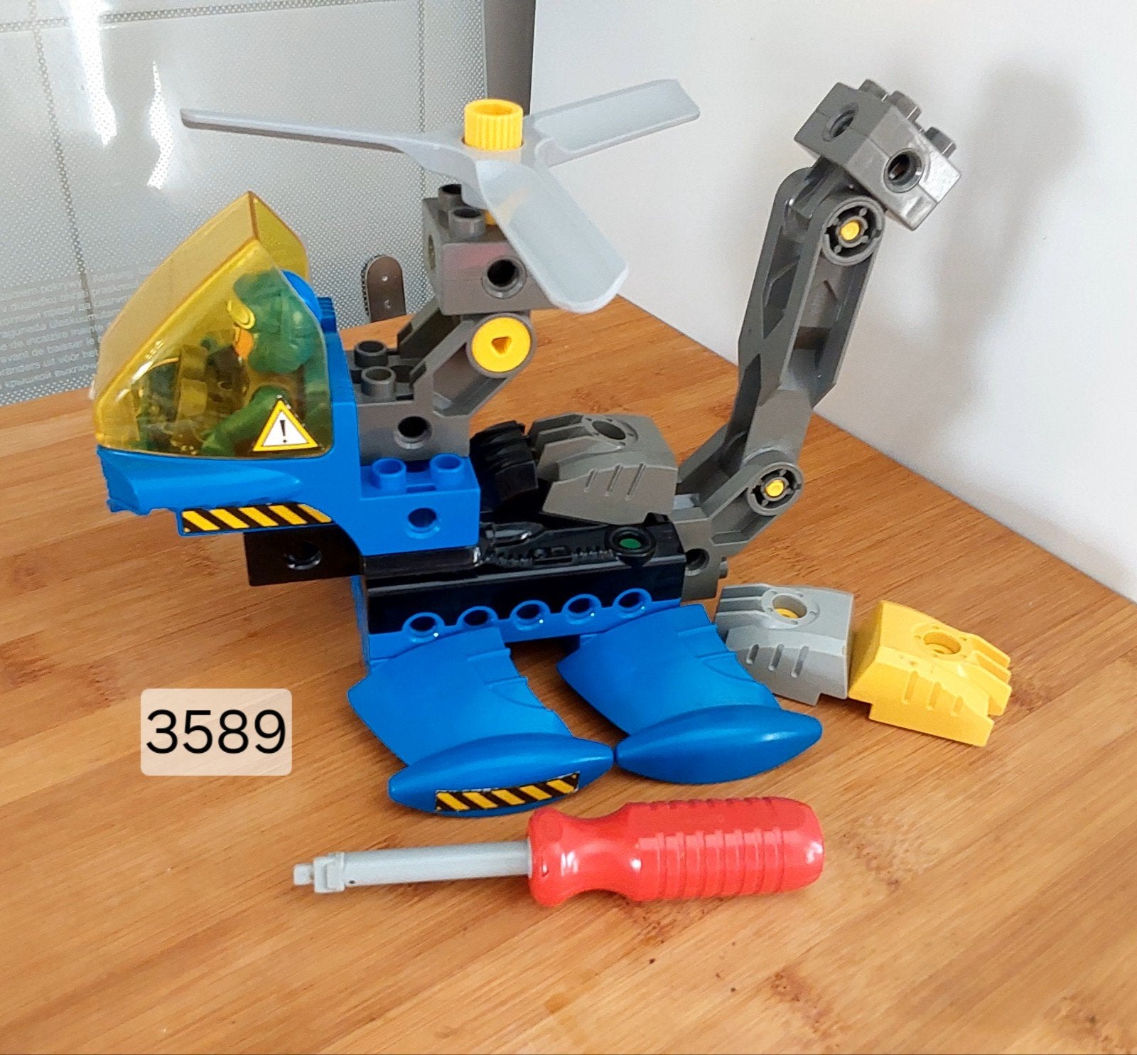 Duplo Toolo set 3589 met figuur en schroevendraaier🦋, Kinderen en Baby's, Speelgoed | Duplo en Lego, Inclusief minifiguren, Gebruikt