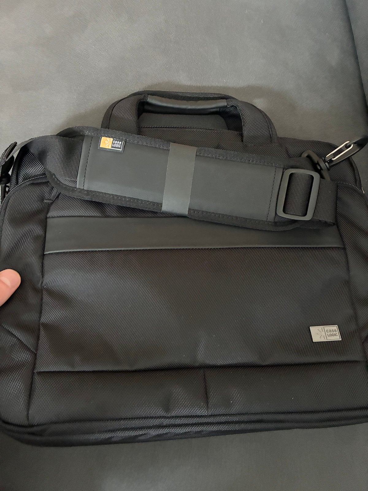 Case Logic laptoptas - 36x27cm - Zwart, Overige typen, Nieuw, Ophalen of Verzenden, Handvat