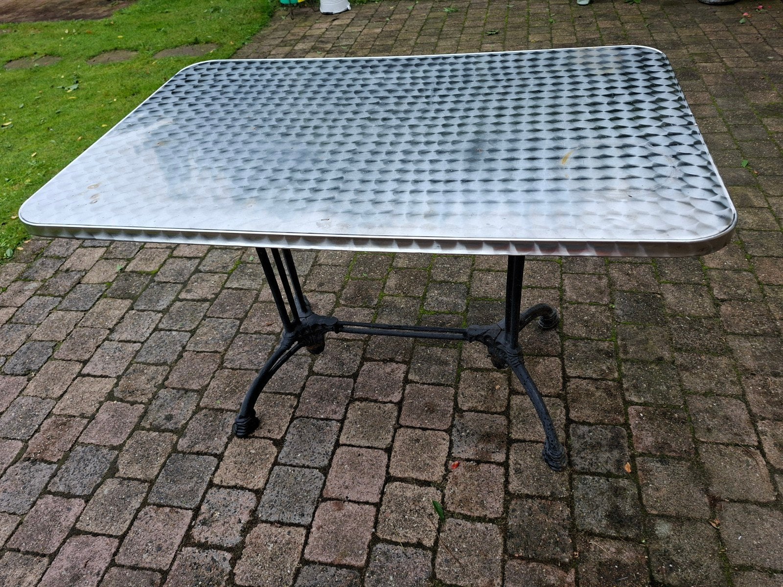 Gietijzeren onderstel met tafelblad 110x70x73 cm, Ophalen, Gebruikt, Rechthoekig, Metaal
