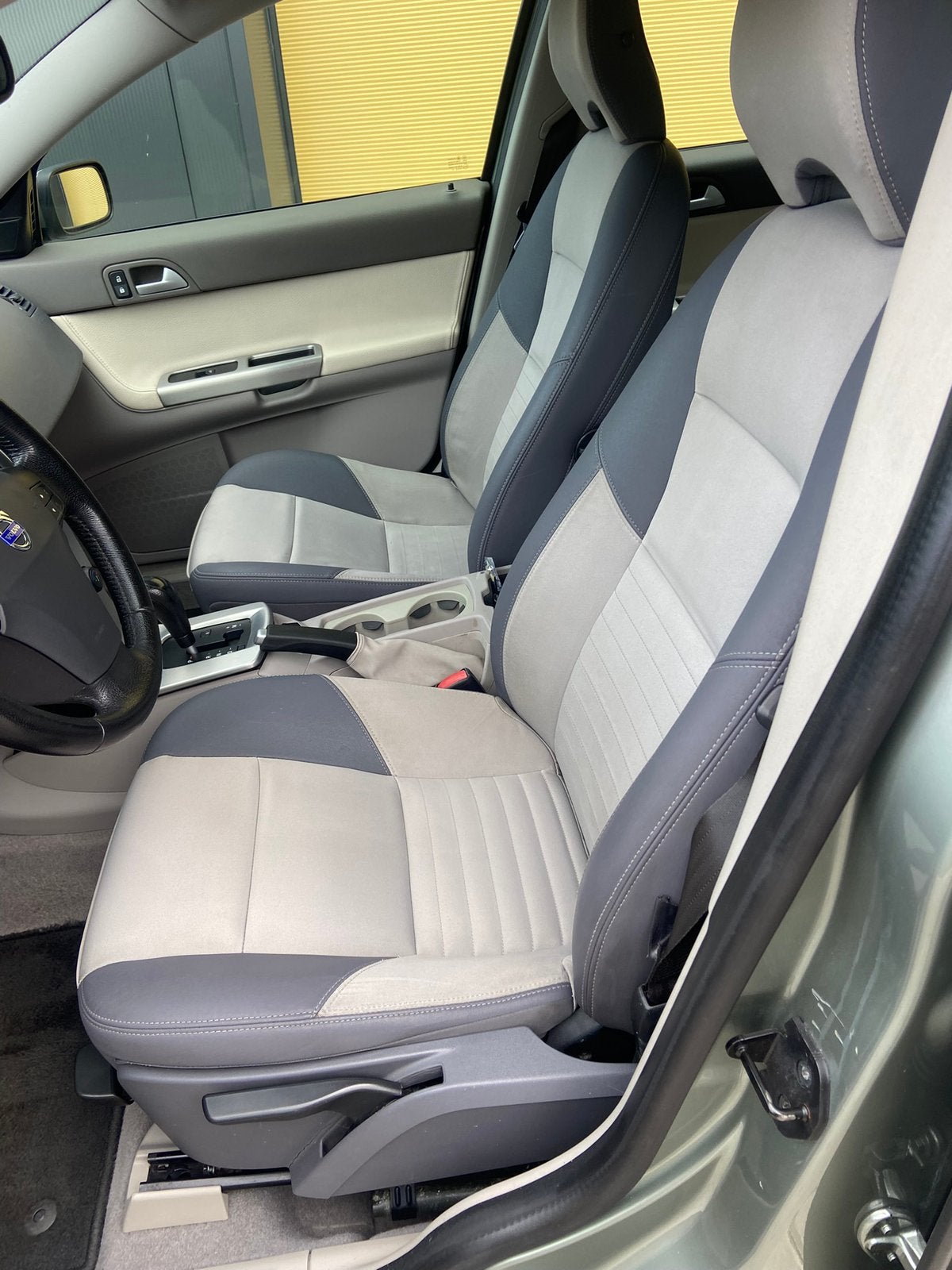 Volvo V50 2.5 T5 AWD Geartronic 2005 Groen, Auto's, Automaat, Adaptive Cruise Control, 700 kg, Overige bekleding