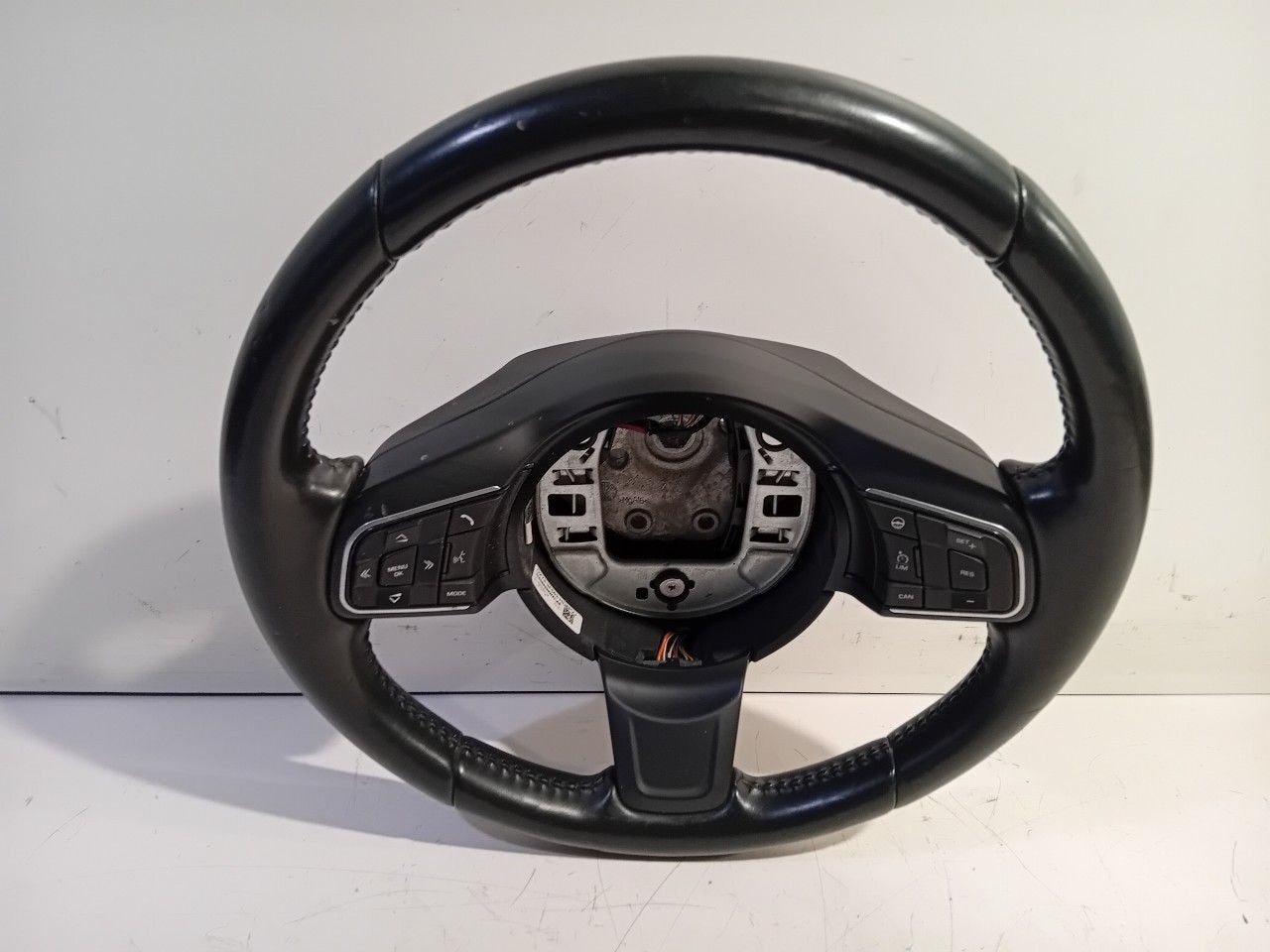 Stuur Jaguar XE, Onderdelen@venauto.nl, Van der Ven Autorecycling B.V., Gebruikt, Ettenseweg 76, 4706 PB Roosendaal, The Netherlands