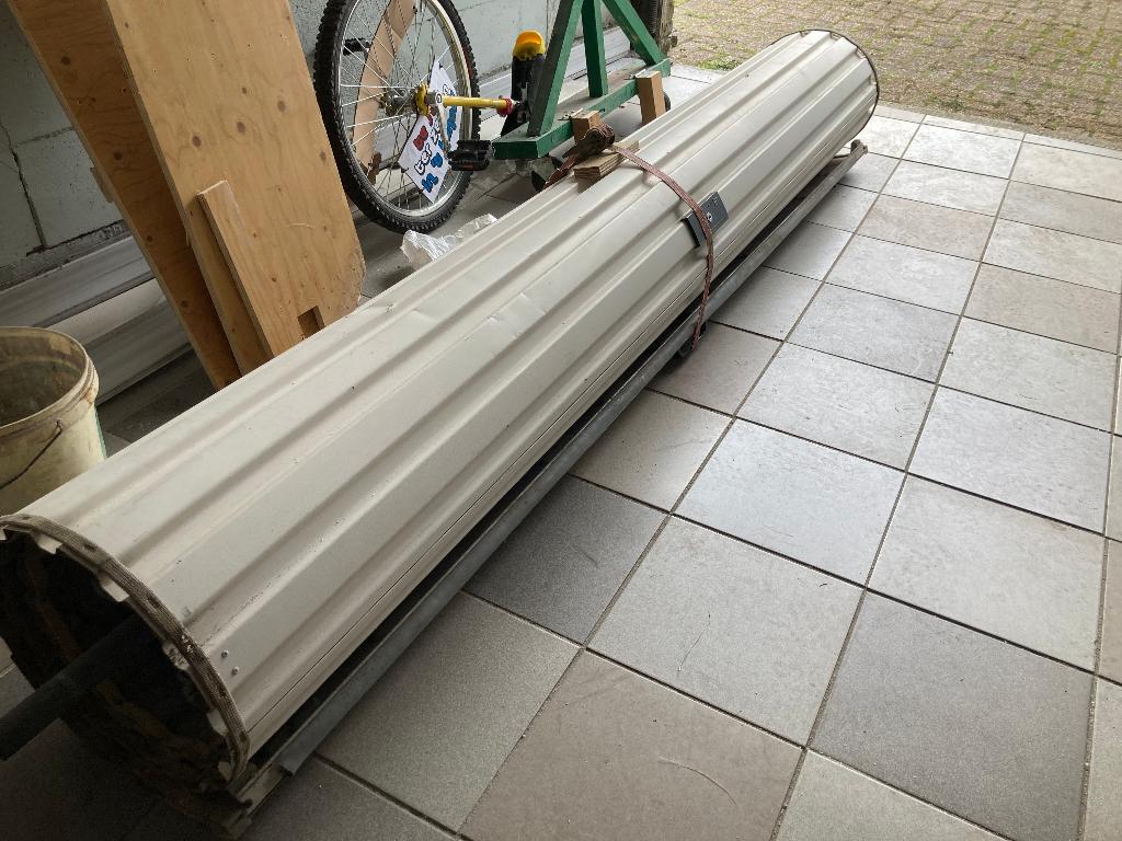 Polynorm roldeur, Doe-het-zelf en Verbouw, Deuren en Horren, Gebruikt, Garagedeur, 215 cm of meer, 120 cm of meer, Metaal, Ophalen