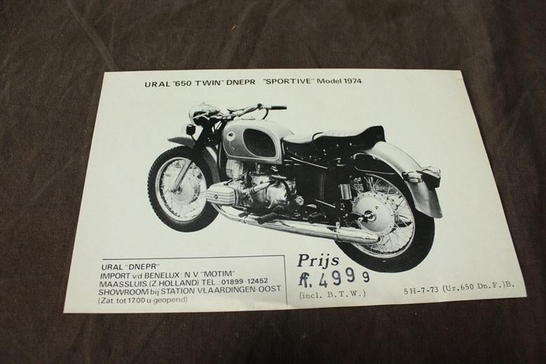 Ural Dnepr 650 twin 1974 motorfiets verkoop folder flyer, Motoren, Ophalen of Verzenden, Overige merken