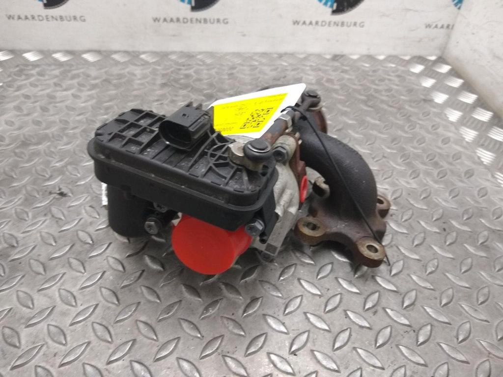 VOLKSWAGEN GOLF TURBO 2017, Ophalen of Verzenden, Gebruikt, Stiba lid