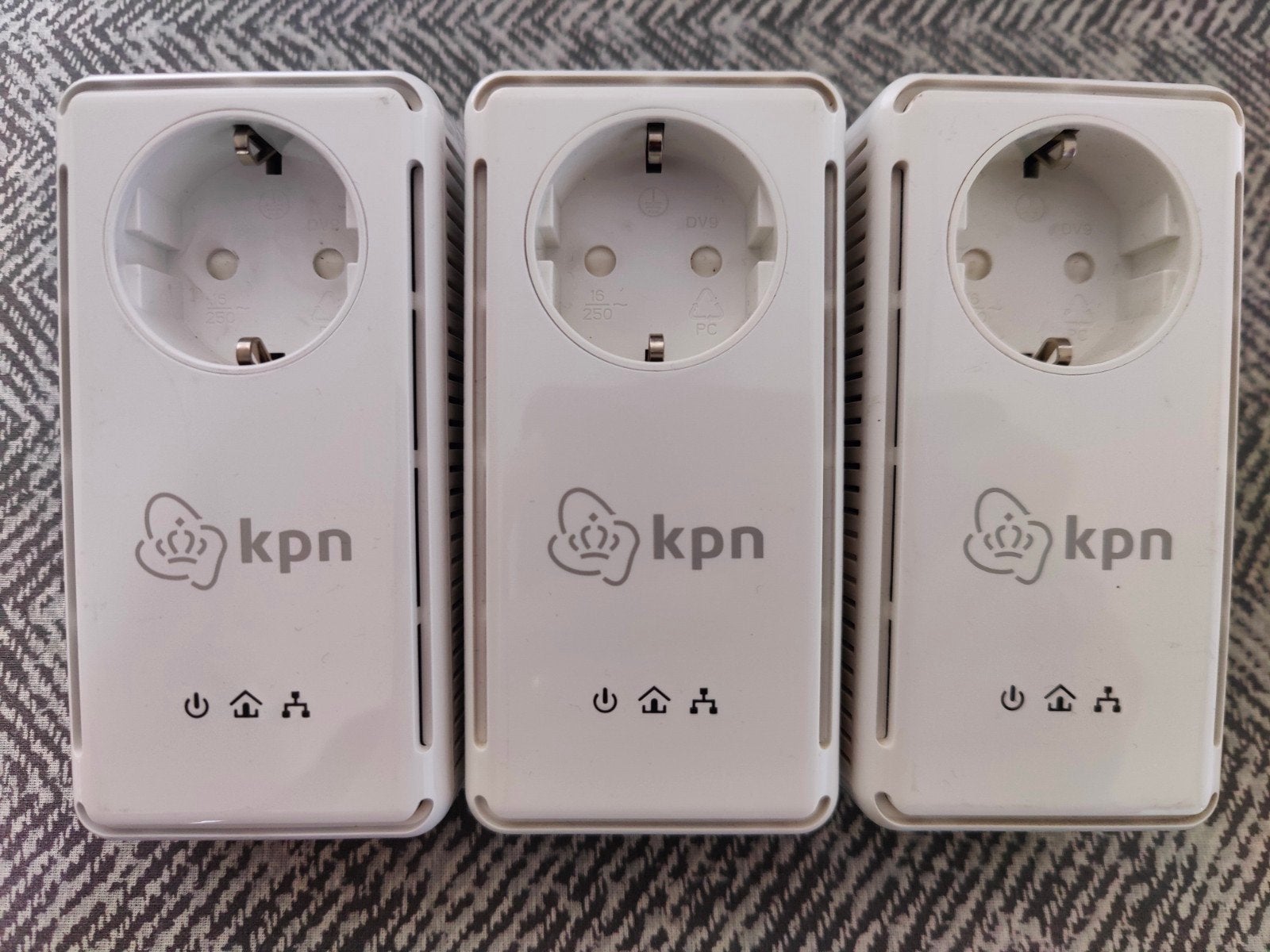 KPN Stroomnetwerkadapters MT:2360 (3 stuks), Ophalen of Verzenden, Nieuw