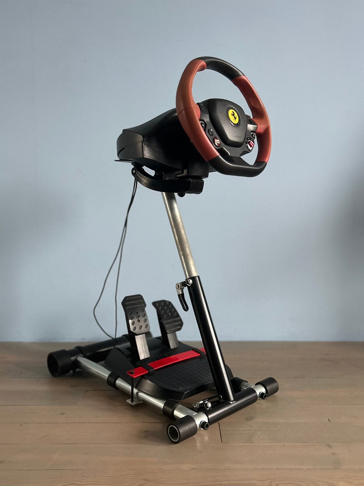 Thrustmaster Ferrari 458 Spider race stuurtje met standaard, Spelcomputers en Games, Ophalen, Zo goed als nieuw, Stuurtje of Sportattribuut