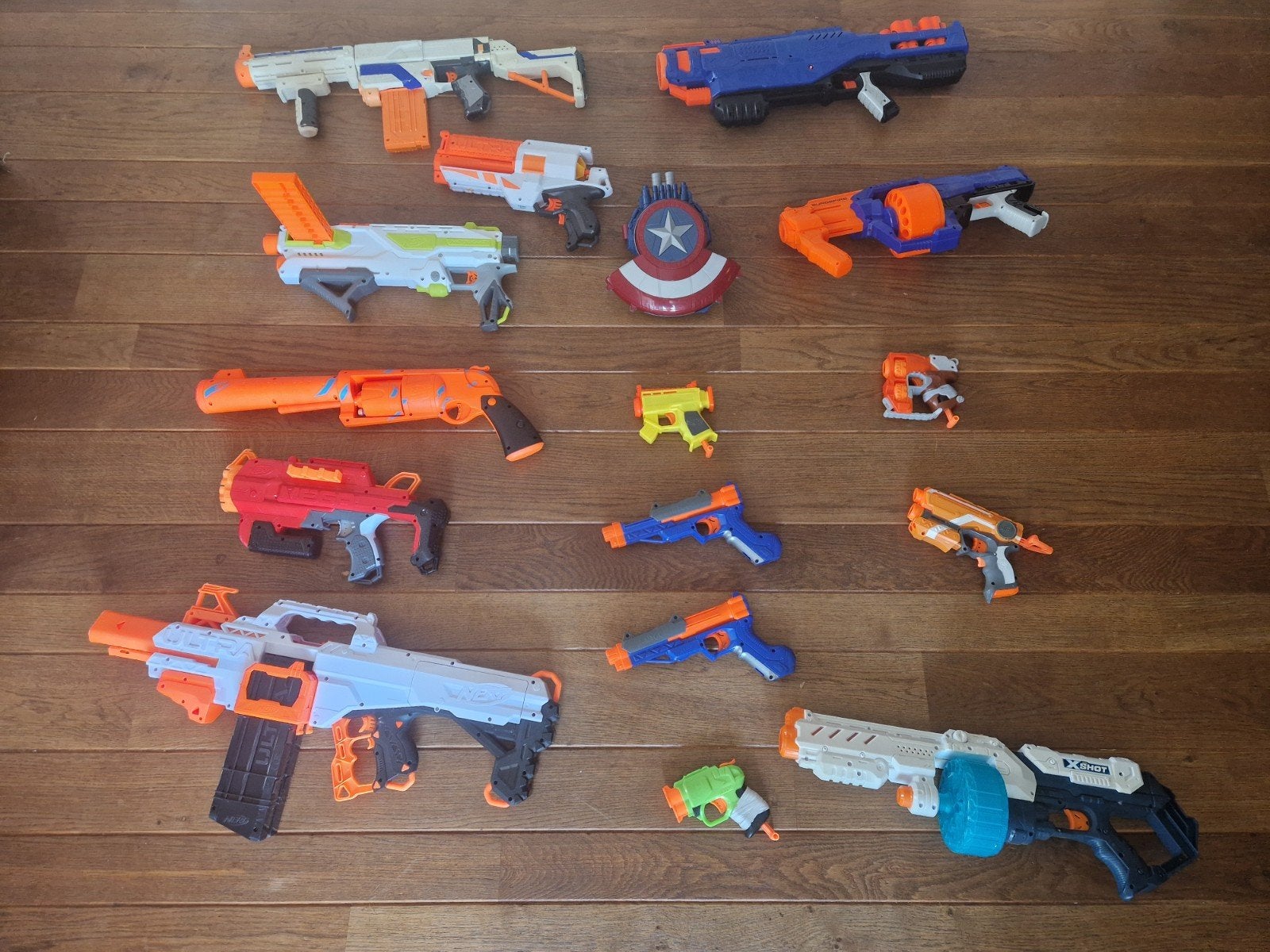 Grote collectie Nerf blasters en accessoires, Ophalen of Verzenden, Gebruikt, Jongen of Meisje