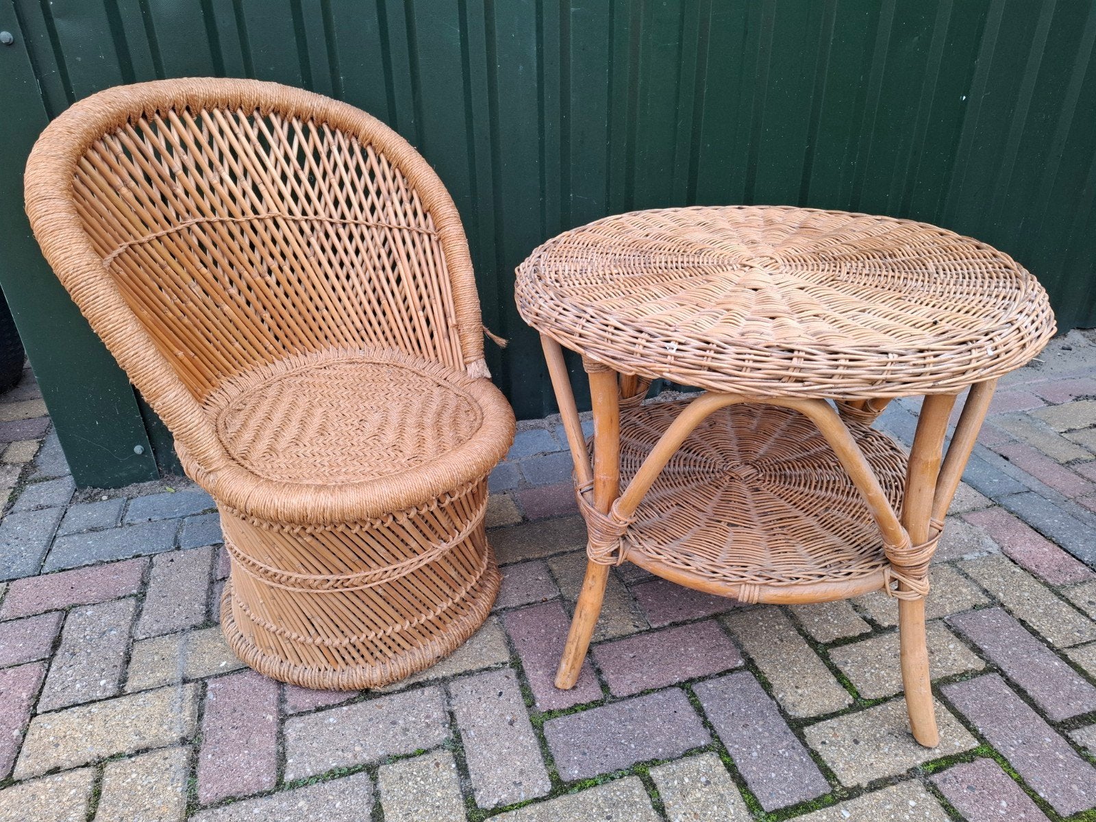Rotan stoel en bijzettafel set, Ophalen