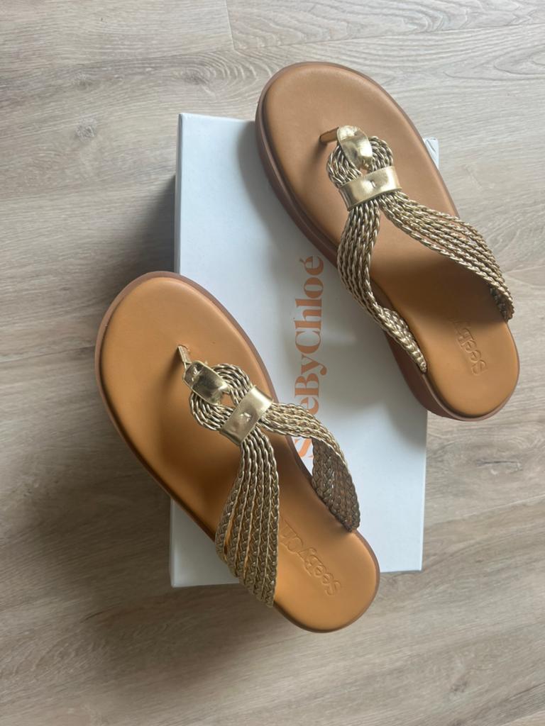 See By Chloe teenslippers Sansa maat 38, Slippers, Overige kleuren, Nieuw, Ophalen of Verzenden