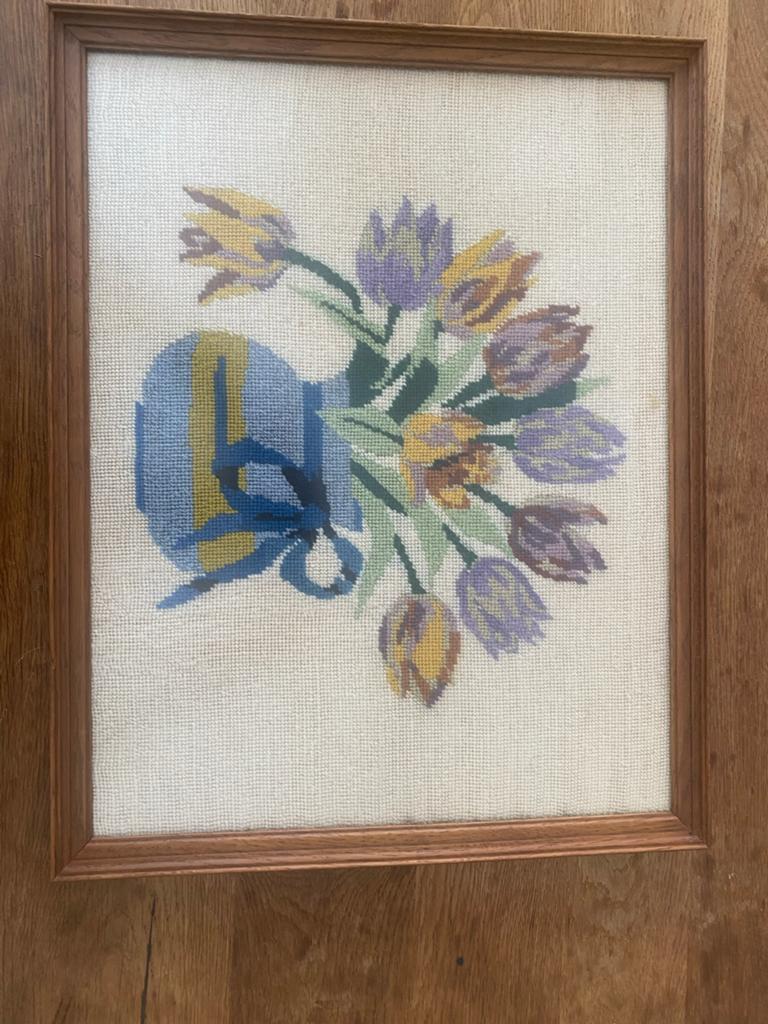 Vintage Geborduurd Schilderij Tulpen Bloemen Lijst, Ophalen of Verzenden, Gebruikt, Overige typen