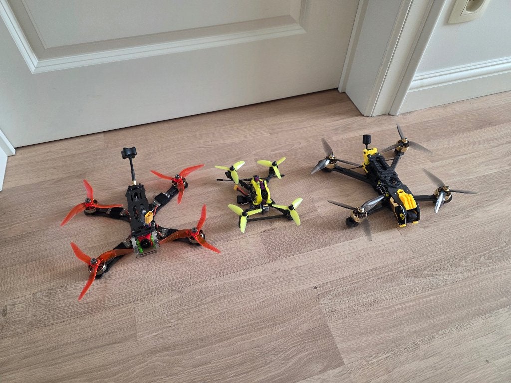 3x FPV Drones Dji Digitaal en 1 analoog, Ophalen, Zo goed als nieuw