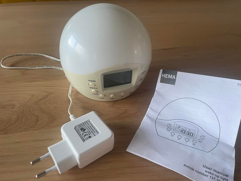 HEMA weklicht met radio, Ophalen of Verzenden, Gebruikt, Digitaal