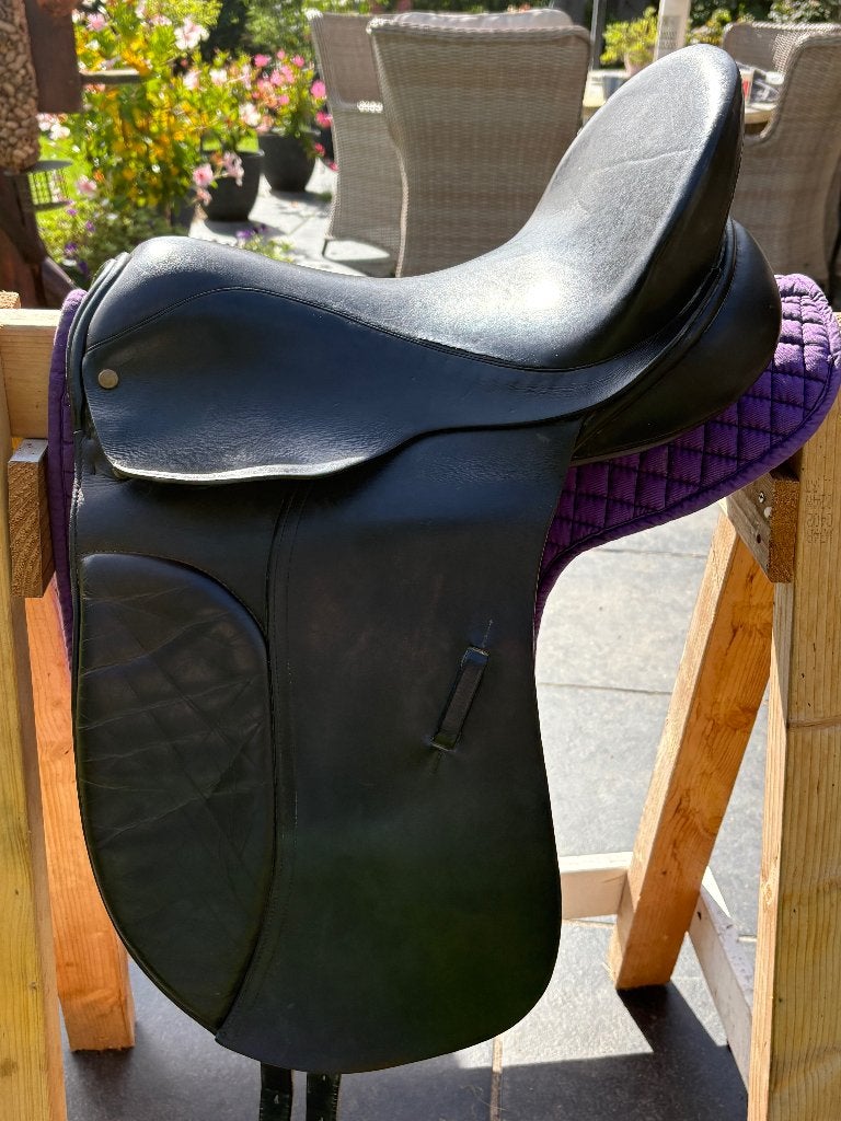 Zadel, Dieren en Toebehoren, Ophalen, L (17.5 inch), Gebruikt, Diepe zit