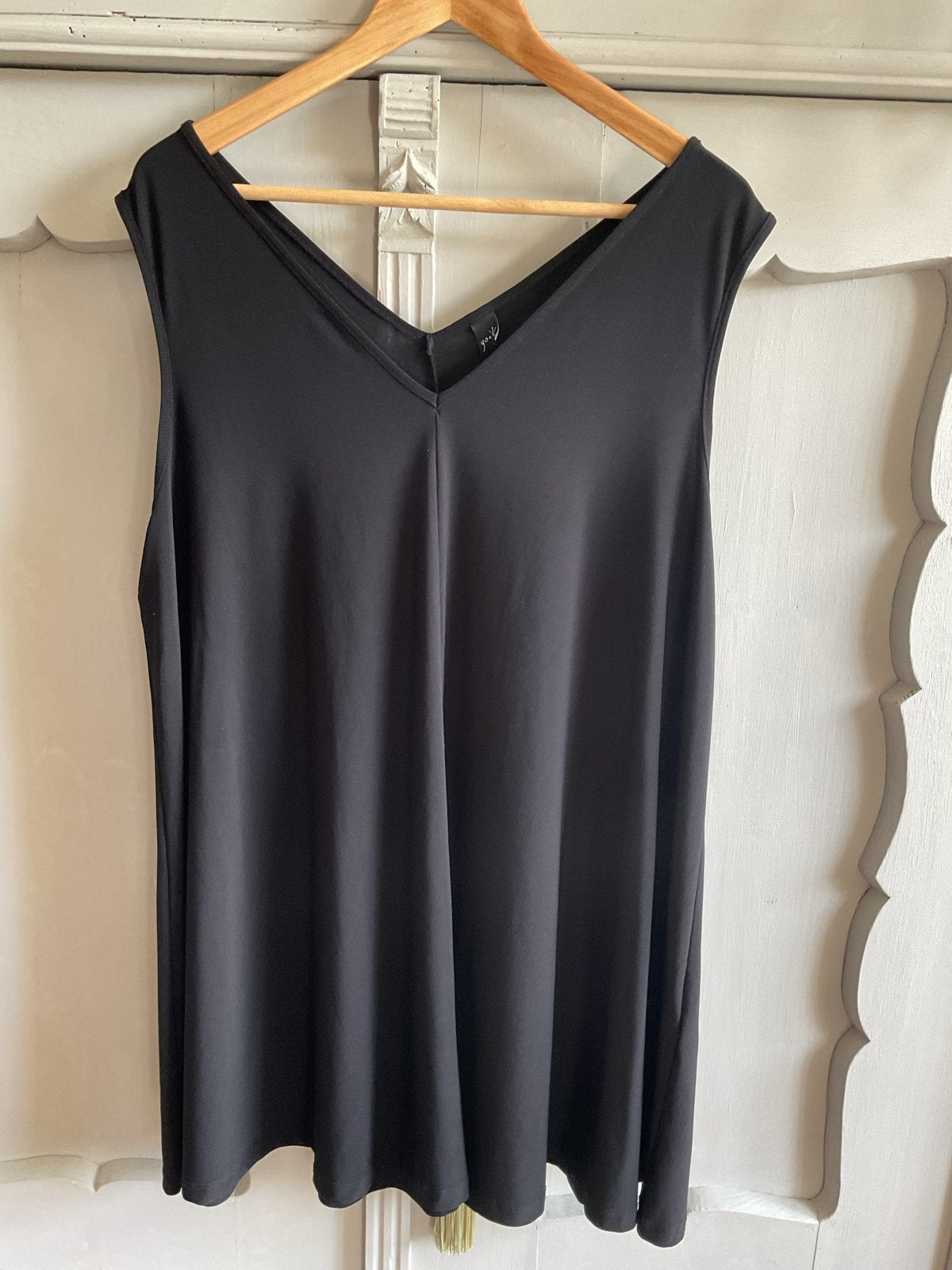 Yoek A-lijn top met V-hals, zwart, maat 46/48, Kleding | Dames, Tops, Zwart, Maat 46/48 (XL) of groter, Ophalen of Verzenden, Zo goed als nieuw