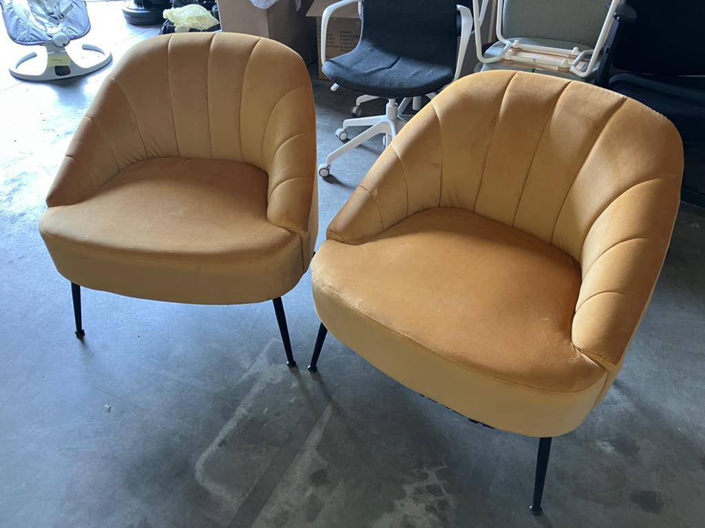 2x gele fauteuil zacht suede, Ophalen, Gebruikt, 75 tot 100 cm, 50 tot 75 cm