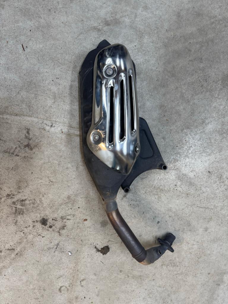 Vespa Sprint 50cc standaard uitlaat met hitteschild, Ophalen, Gebruikt, Uitlaat, Vespa