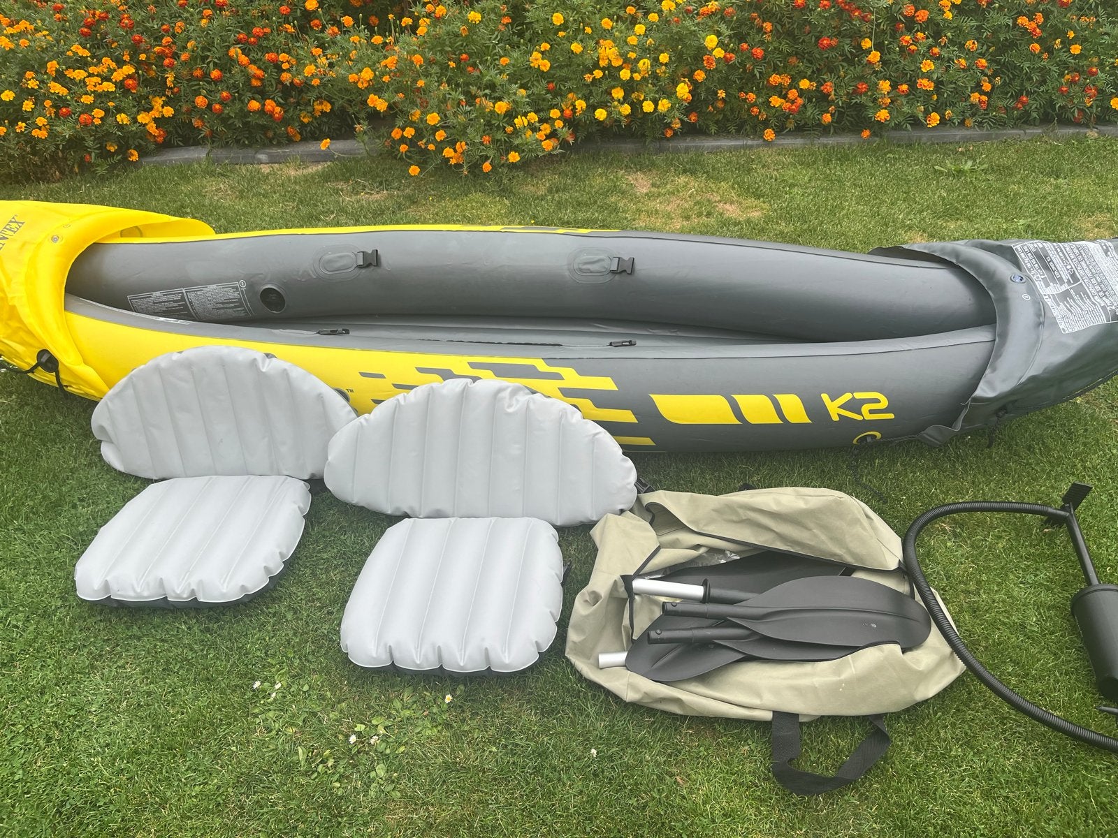 Intex Explorer K2 Kajak - 2-persoons opblaasbare kano, Ophalen, Opblaasbaar, Zo goed als nieuw, 2-persoons