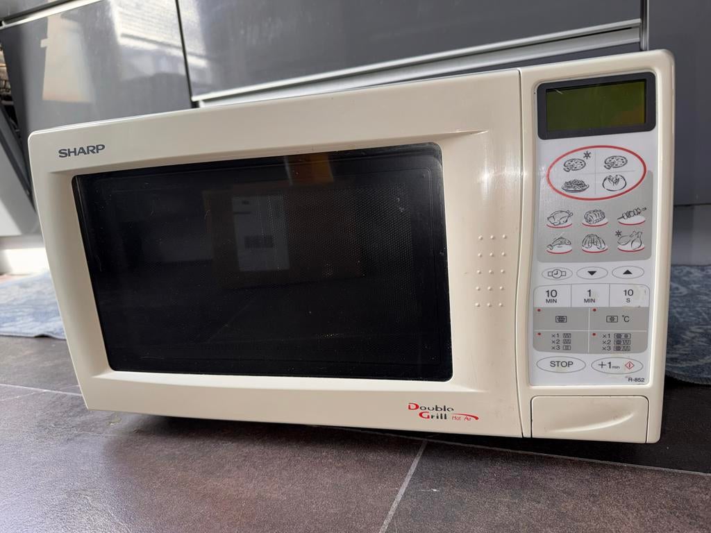 GRATIS Sharp R-852 Combimagnetron - Gebruikt, Ophalen, Combimagnetron, Gebruikt, Grill