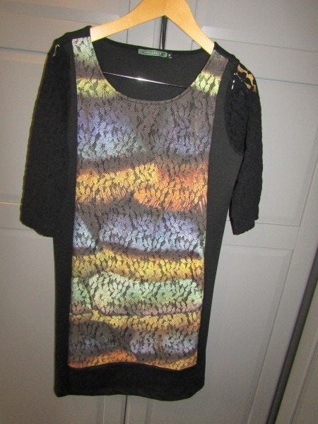 G883 Lizzy & Coco mt XL jurk zwart jersey kant, Kleding | Dames, Jurken, Verzenden, Zwart, Maat 46/48 (XL) of groter, Knielengte