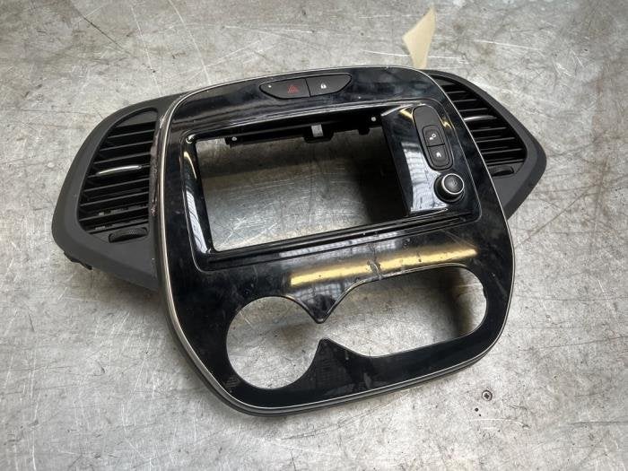 Radio omlijsting van een Renault Captur, Auto-onderdelen, Gebruikt, -, Renault, -