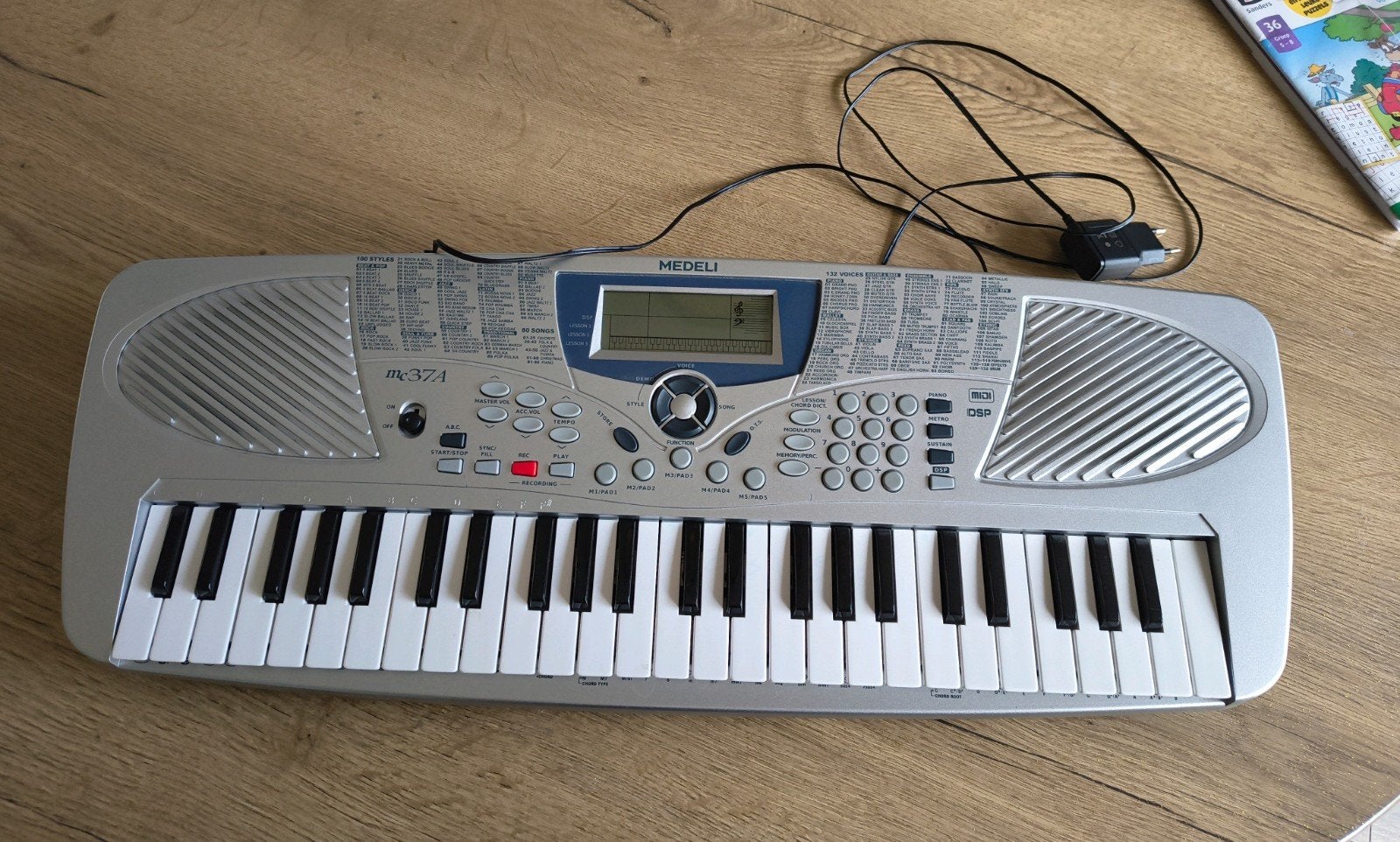 Medeli MC37A elektronisch keyboard., Ophalen, Zo goed als nieuw, 61 toetsen, Overige merken