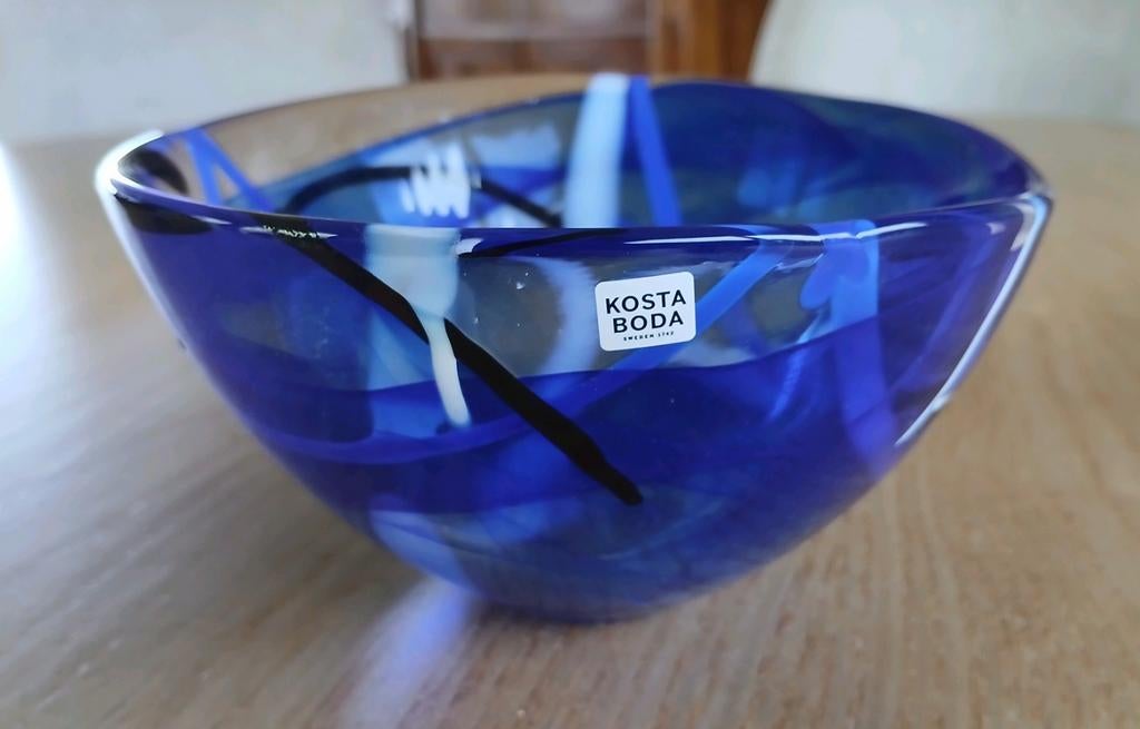 Prachtige Kosta Boda schaal 20cm spotprijs, Ophalen of Verzenden