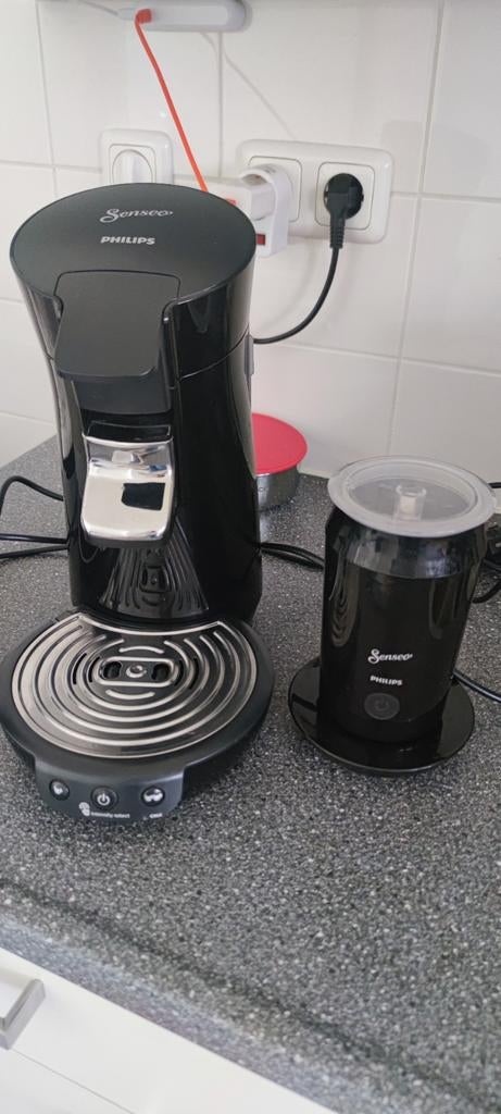 Senseo hd6563 en senseo melkopschuimer, Ophalen of Verzenden, Zo goed als nieuw, Koffiemachine