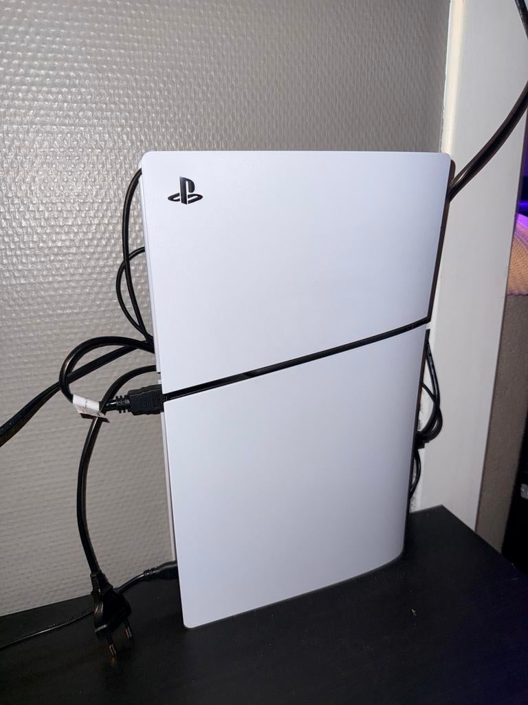 PlayStation 5 Digital Edition 825GB met 2 controllers, Spelcomputers en Games, Spelcomputers | Sony PlayStation 5, Ophalen of Verzenden