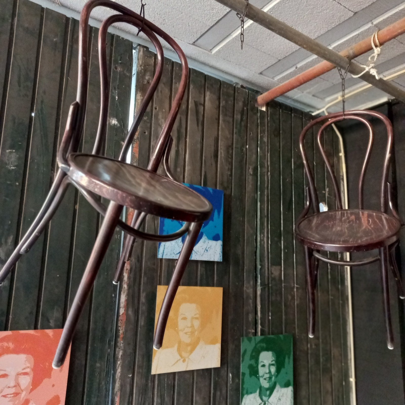Cafestoelen eetkamerstoelen, Ophalen