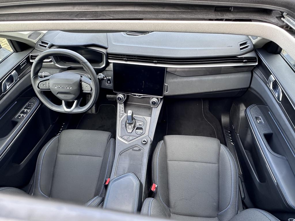 Lynk & Co 01 1.5 Black Edition | Black Edition | Panoramadak, Auto's, Lynk & Co, Stof, Zwart, Plug-in hybride, Bedrijf