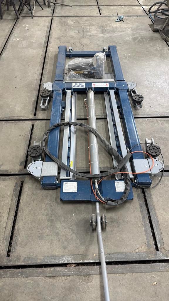 Schaarbrug extra laag 2500 kg nieuw, Ophalen of Verzenden, Zo goed als nieuw