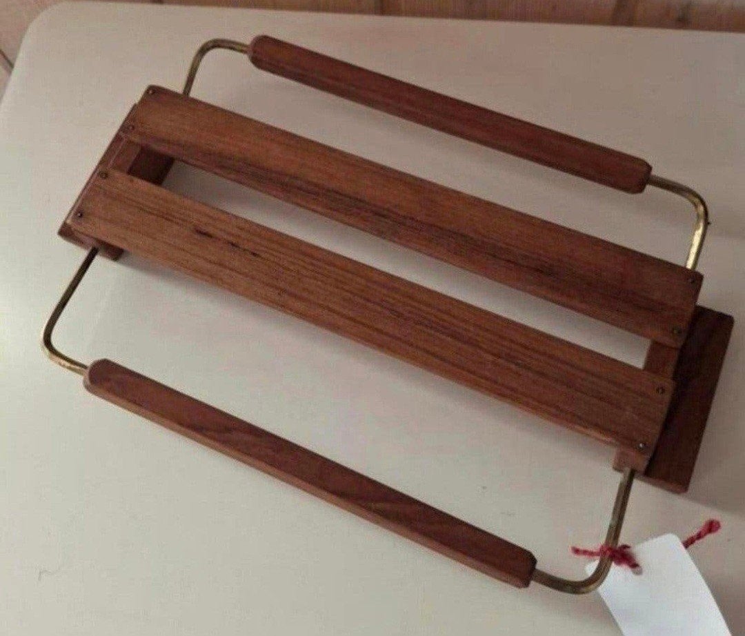 Foto 2 van Deens teak houten dienblad.