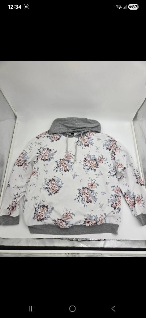 SHEIN Bloemen Hoodie Wit/Grijs Maat S, Kleding | Dames, Truien en Vesten, Wit, Ophalen of Verzenden, Zo goed als nieuw, Maat 36 (S)