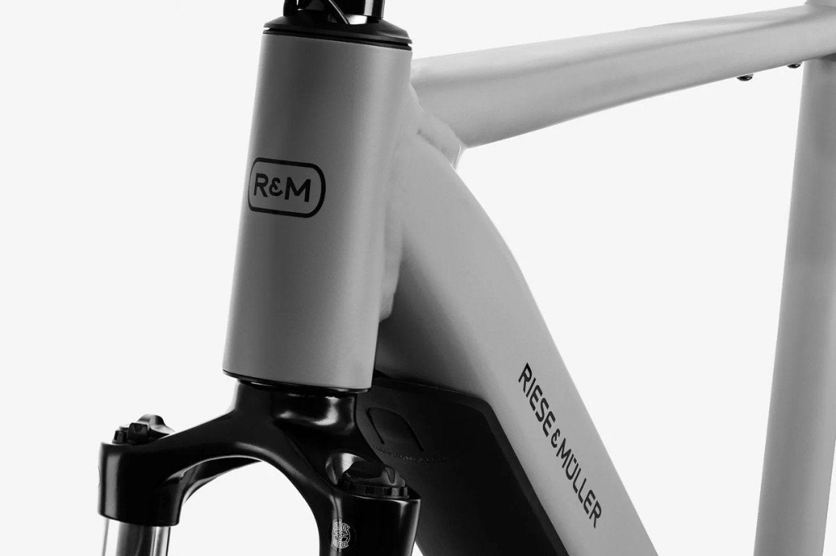 Riese & Müller Roadster Touring perf CX 625Wh H56 black matt, Gebruikt, -, -, -