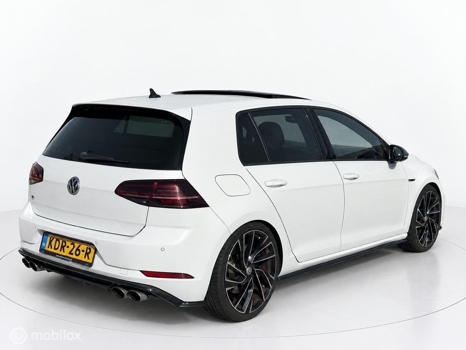 Volkswagen Golf 2.0 TSI 4Motion R PANO|DYNAUDIO|LED|KEYLESS|, Stof, Gebruikt, 4 cilinders, 1984 cc