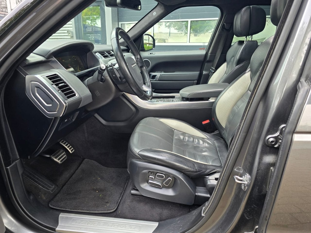 Land Rover Range Rover Sport 3.0SDV6 Autobiography Dynamic P, Auto's, Gebruikt, 2993 cc, 255 €/maand, Leder