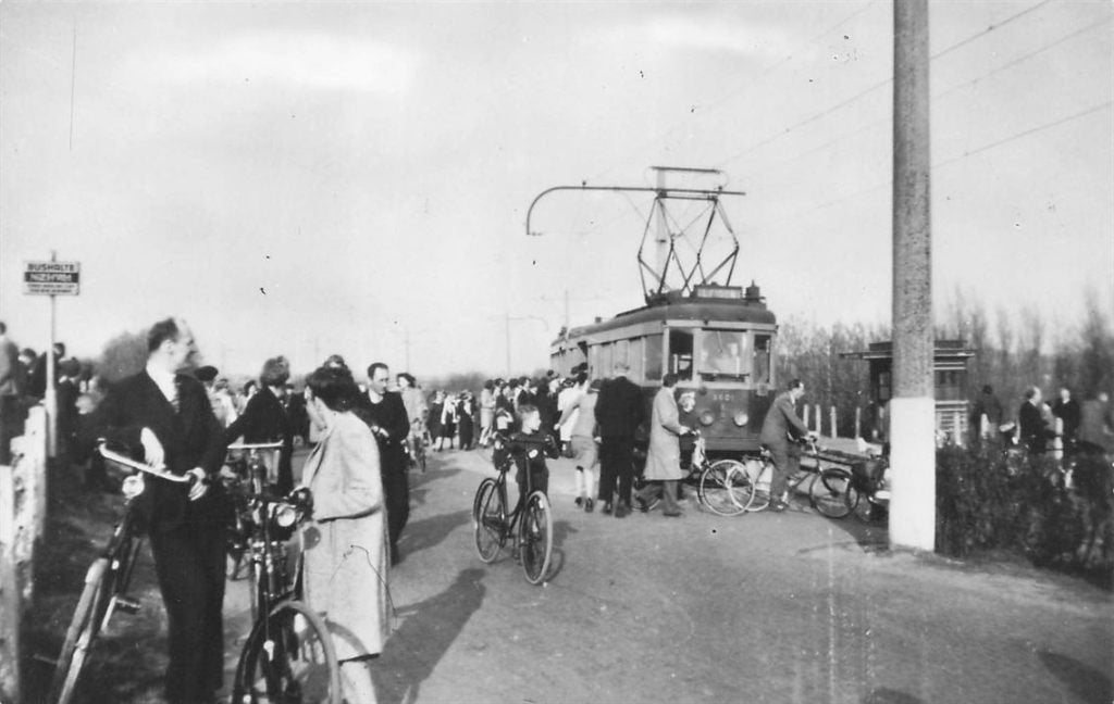 703-497-037 Bushalte Blauwe Tram Sassenheim Leiden Halte Po, Verzamelen, Verzenden, Voor 1920, Zuid-Holland