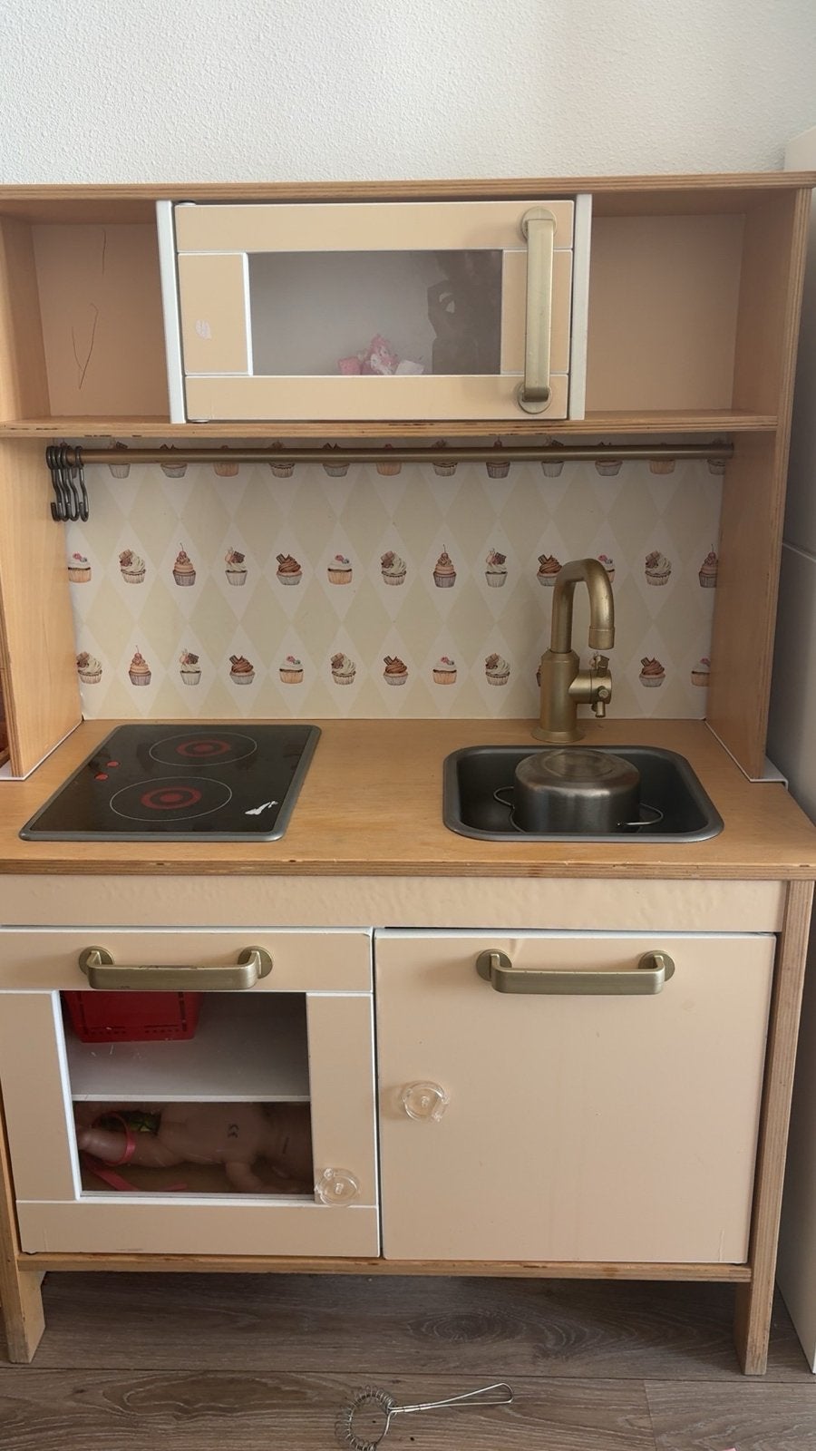 IKEA DUKTIG kinderkeuken met gepimpte achterwand, Ophalen, Zo goed als nieuw, Jongen of Meisje