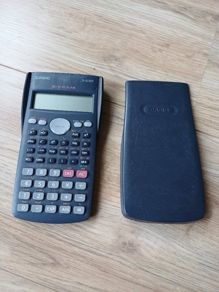 Casio rekenmachine fx-82MS, Ophalen of Verzenden, Gebruikt