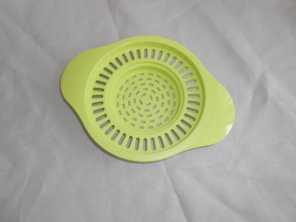 Tupperware Zeefje Vergietje Afgiethulp Limegroen NIEUW, Huis en Inrichting, Ophalen of Verzenden, Nieuw, Groen, Overige typen